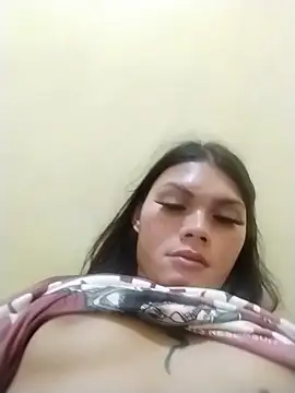 ava_gonz élő XXX-chatje