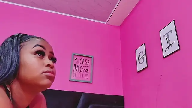 MySugarmoomy Chat XXX in diretta