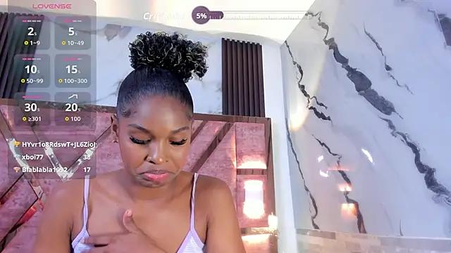 kandy_bronw élő XXX-chatje