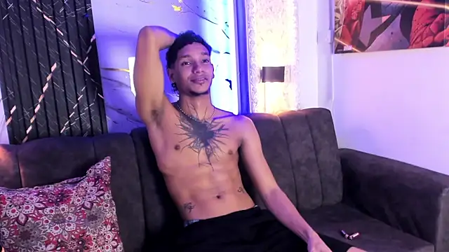 kai_storm77's Webcam Show