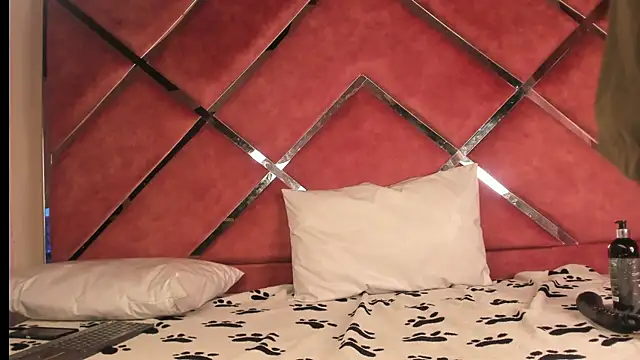 RodrigoColby2 Adlı Modelin Canlı XXX Sohbeti
