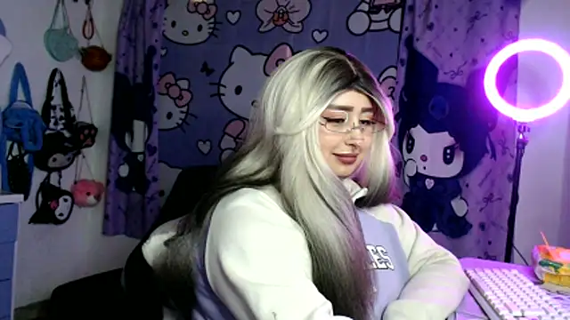 Živý XXX chat lussyevans24