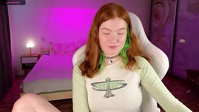 gingercute17 Adlı Modelin Canlı XXX Sohbeti