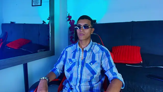 Alan_Colthon Webcam show