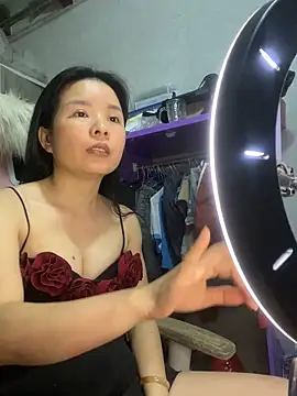 Ivy_Trix2 Obrolan Langsung XXX