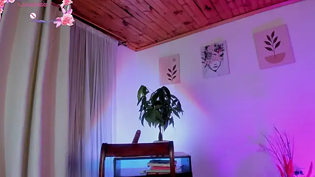 Imlauraa Live XXX Chat
