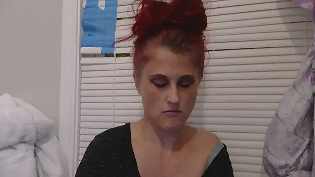 BusyB1983 Chat XXX live