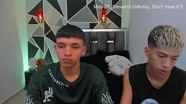 Juan_Nd_Steven Live XXX-chat
