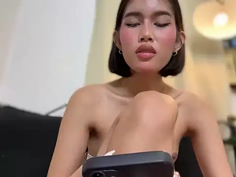 Larathegr8t Pertunjukan Webcam