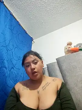 Alaia_moretti Webcam show
