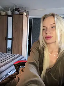 SIMBA_BOS Chat XXX in diretta