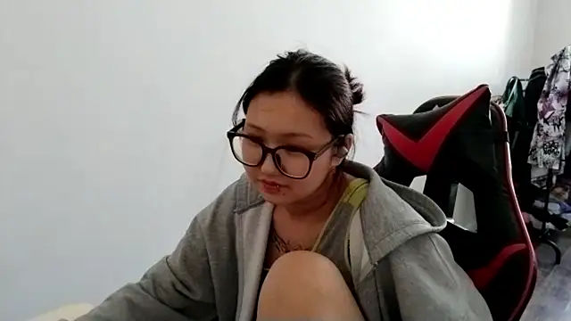 AdelineCanup Live XXX-chat