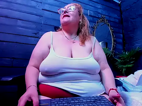 แชท XXX สดของ Rebecca_mature56
