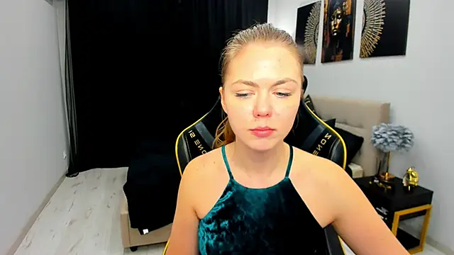 Chat XXX ao vivo de Strawberrye