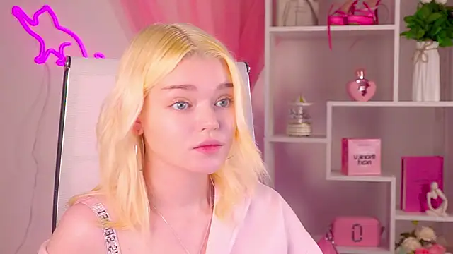 AdeleCartier Show Webcam