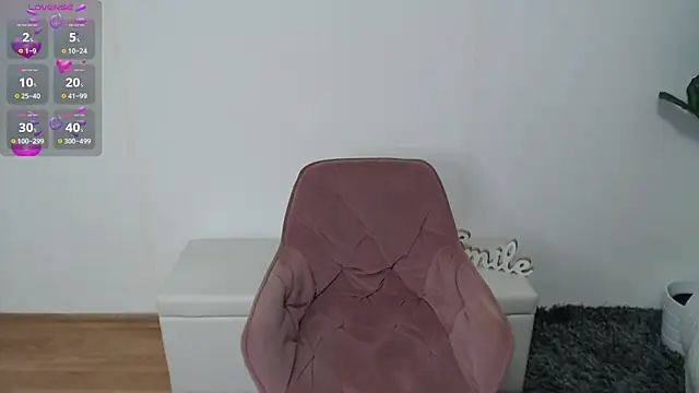 LadyLiia live XXX chat