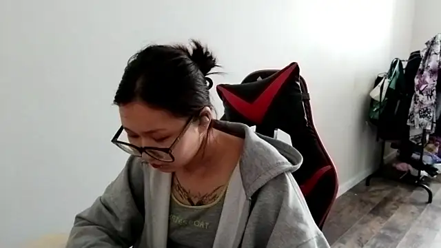 AdelineCanupn Live XXX chat