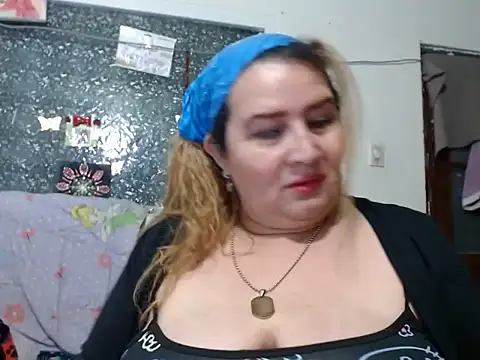 XXX chat uživo modela Perla1981--