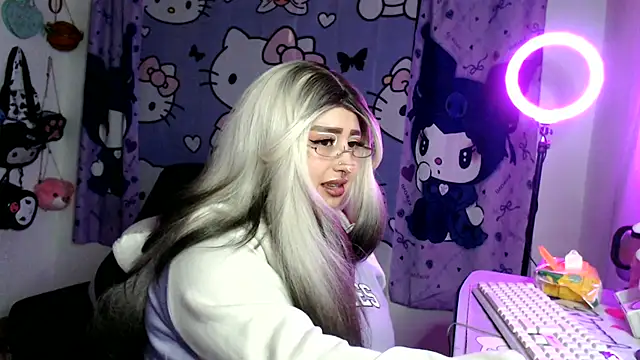 Živý XXX chat lussyevans24