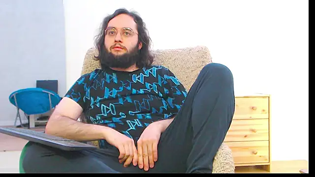 Webkamerová show eren_jaeger2000