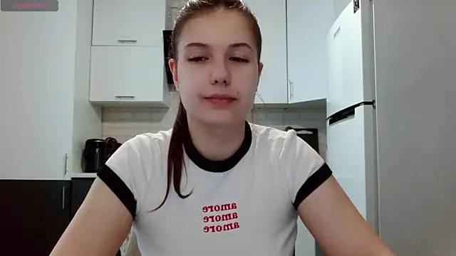 SayMeow_ Adlı Modelin Canlı XXX Sohbeti