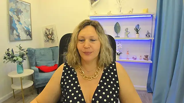 دردشة NinaStarle الجنسية المباشرة