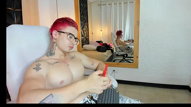 Show de Adam_Skye na webcam