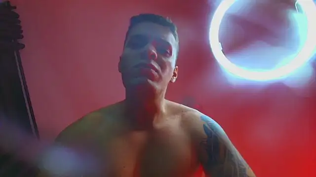 ALPHA_DOMINUS_ 现场XXX聊天
