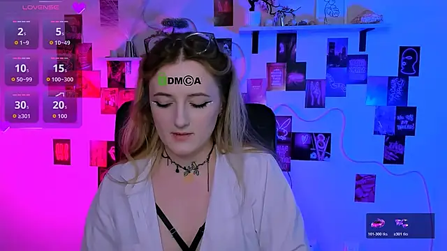 luna_berryy Adlı Modelin Canlı XXX Sohbeti