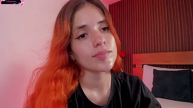alliss_ginger_ Adlı Modelin Canlı XXX Sohbeti