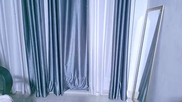 Aashika-Kaur Live XXX Chat