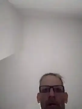 CulturedBus909 Webcam Show