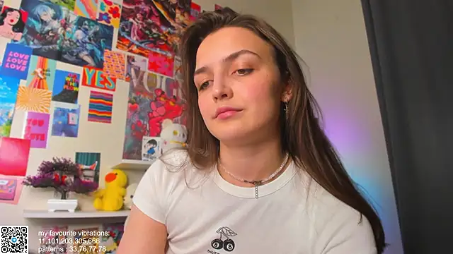 Ann_Perry – Naživo XXX chat