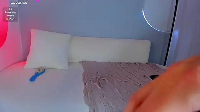 Sophiee_ss Adlı Modelin Canlı XXX Sohbeti