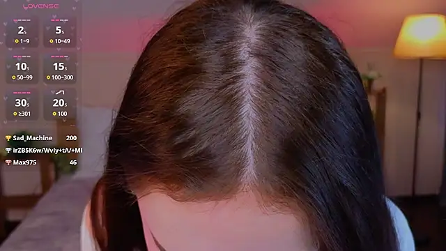 Adetta 现场XXX聊天