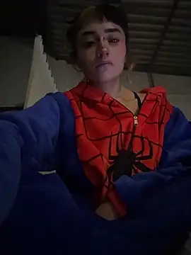 XXX chat uživo modela baby_akuma