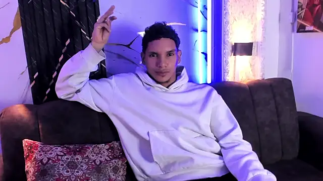 kai_storm77 webcam show