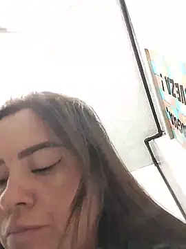 karlagiraldo198 élő XXX-chatje