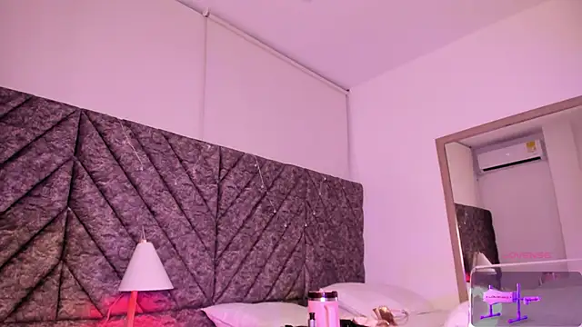 ALONDRAMILF's Live XXX Chat