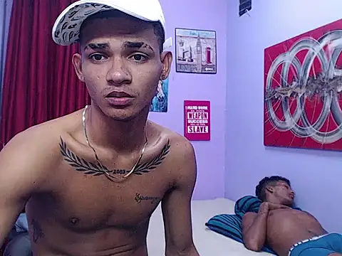 Chat XXX en directo de black_twinks