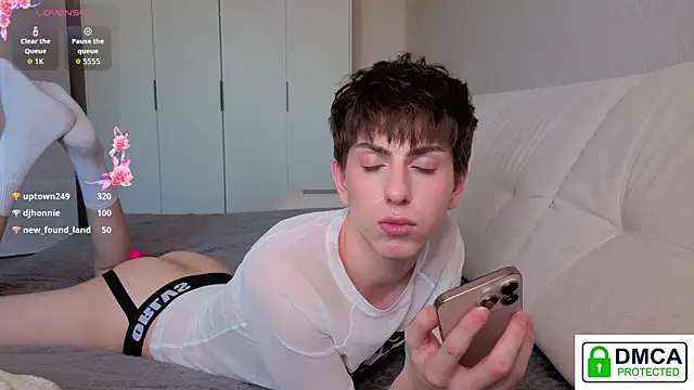 Finn_Belle élő XXX-chatje