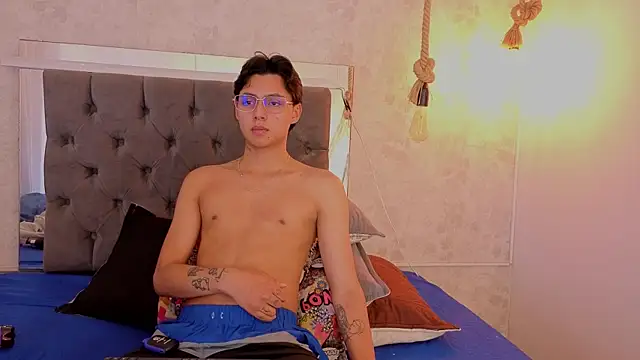 tian_sex Webcam Show