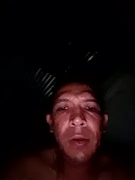 Онлайн чат XXX SkinnyLatinaCuckoldCouple