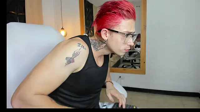 Adam_Skye webcam show