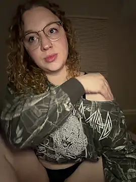EmmieRae Chat XXX in diretta