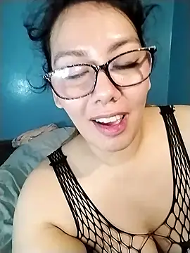 shio_26's Live XXX Chat