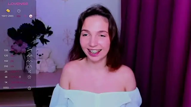 KindHazelHere_ Live XXX-chat