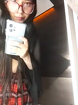Živý XXX chat imzoezzz