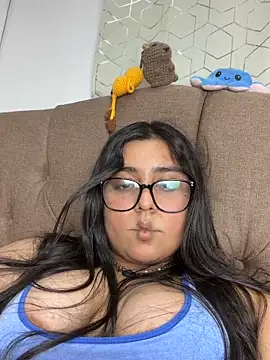 Živý XXX chat virginbrunette99