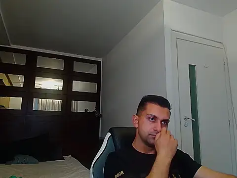 BryceReign – Naživo XXX chat